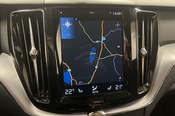 Volvo XC60 16 of 23
