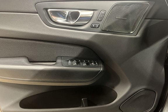 Volvo XC60 19 of 23