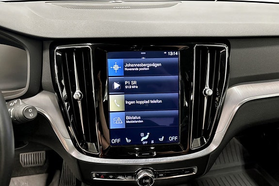 Volvo V60 Cross Country 7 of 10
