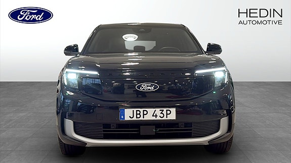 Ford Explorer 8 of 18