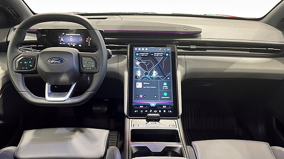 Ford Explorer 4 of 18