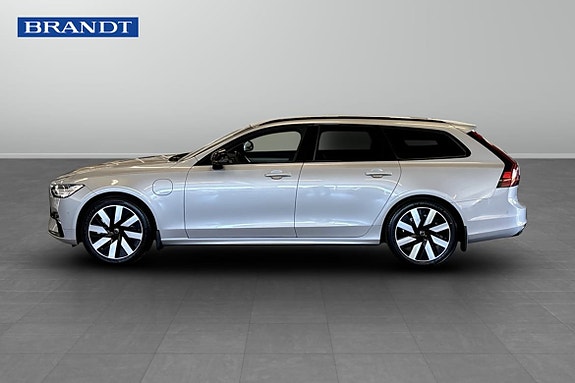 Volvo V90 3 of 9