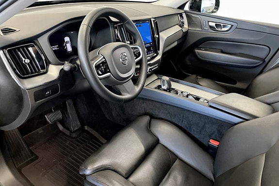 Volvo XC60 5 of 9
