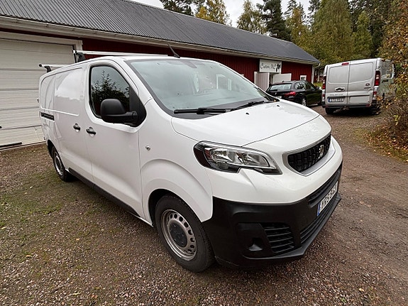 Peugeot Expert 5 of 12