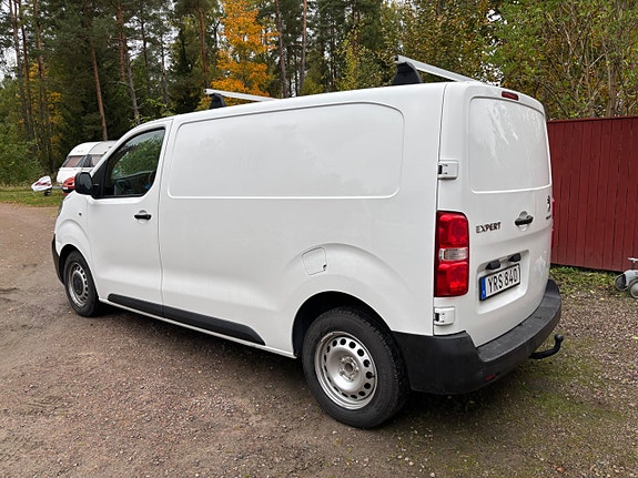 Peugeot Expert 2 of 12