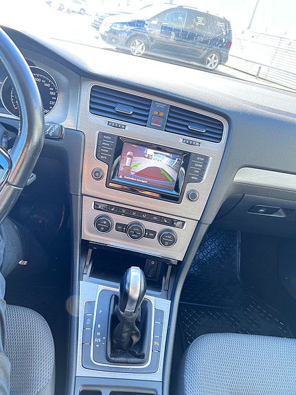 Volkswagen Golf VII 9 of 10