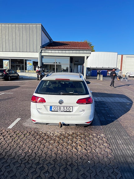 Volkswagen Golf VII 4 of 10