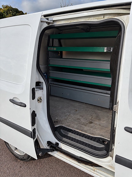 Renault Kangoo Express 14 of 26