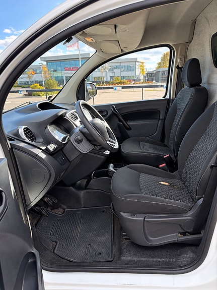Renault Kangoo Express 20 of 26