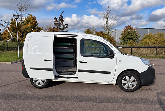 Renault Kangoo Express 12 of 26