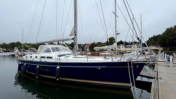 Beneteau Oceanis Clipper 42 CC 2005 Finland 2 of 12