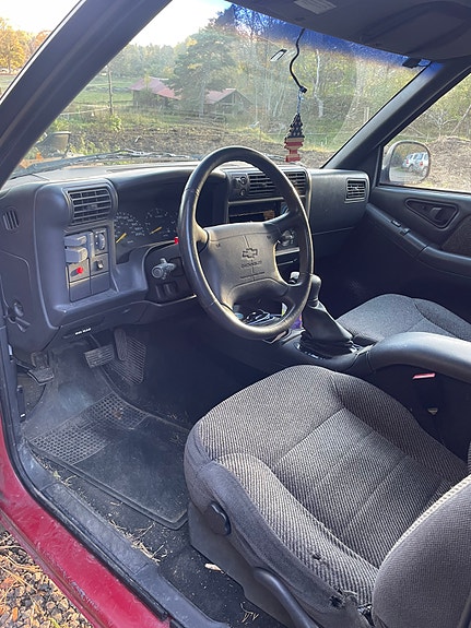 Chevrolet S10 3 of 4
