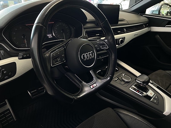 Audi S5 12 of 16