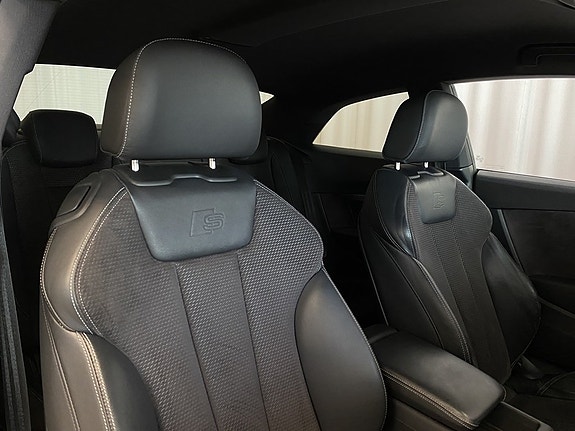 Audi S5 10 of 16