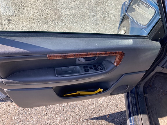 Volvo 960 6 of 8