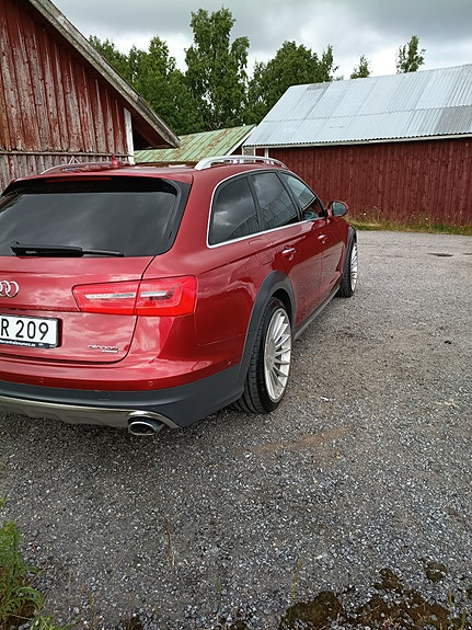 Audi A6 allroad 3 of 6