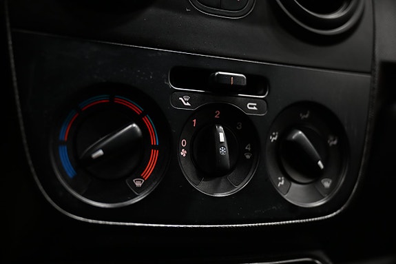 Peugeot Bipper 19 of 22