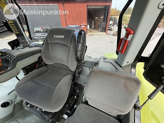 Claas Axion 810 9 of 27