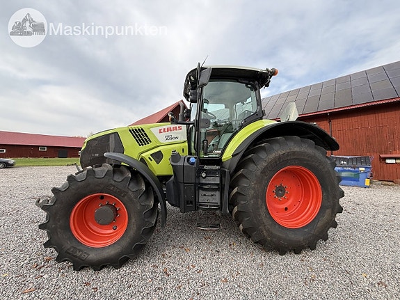 Claas Axion 810 2 of 27
