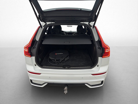 Volvo XC60 16 of 30