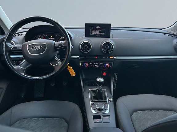 Audi A3 8 of 21