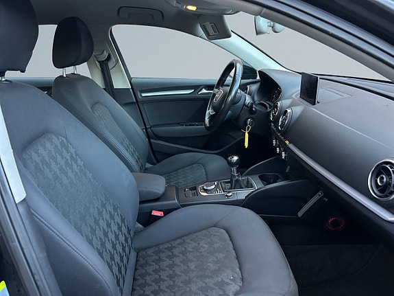 Audi A3 10 of 21