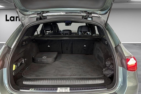 Mercedes-Benz E300 de 14 of 21