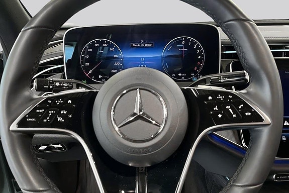 Mercedes-Benz E300 de 19 of 21