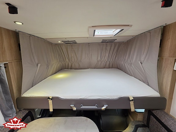 Knaus SKY I 700 LG *Tvärbädd *Taksäng *Truma 10 of 21