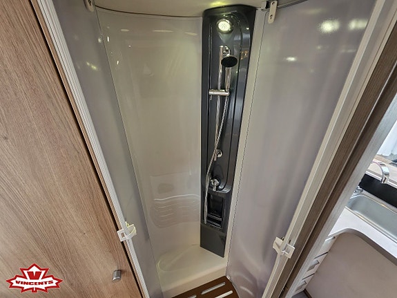 Knaus SKY I 700 LG *Tvärbädd *Taksäng *Truma 14 of 21