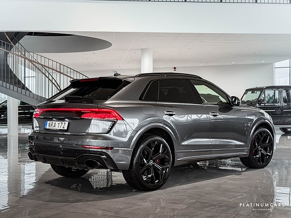 Audi RS Q8 2 of 26