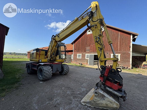 Komatsu PW140 3 of 27