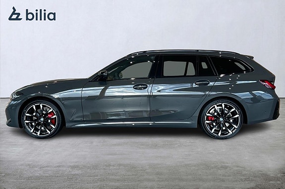 BMW M340i 3 of 26