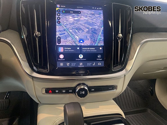 Volvo V60 13 of 30