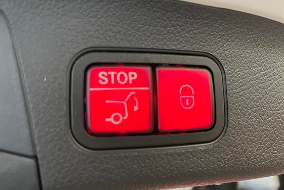 Mercedes-Benz EQA250+ 15 of 25