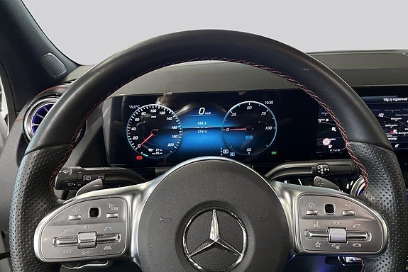 Mercedes-Benz EQA250+ 10 of 25