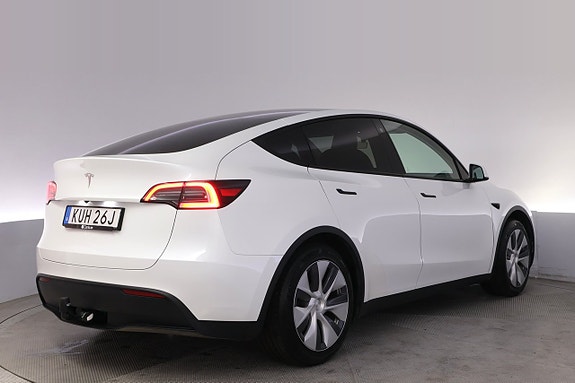 Tesla Model Y 5 of 27