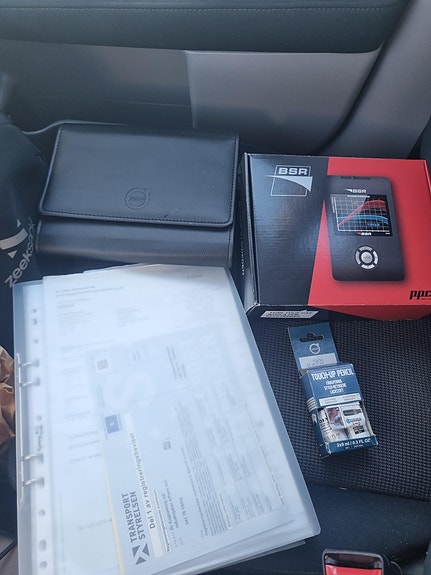 Volvo V40 13 of 14
