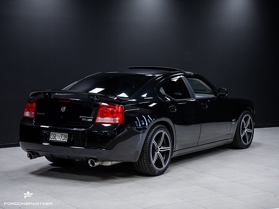 Dodge Charger 10 of 30