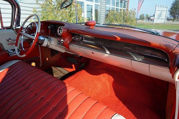 Cadillac Convertible 24 of 26