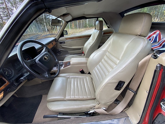 Jaguar XJS 5 of 6