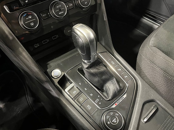 Volkswagen Tiguan Allspace 18 of 21