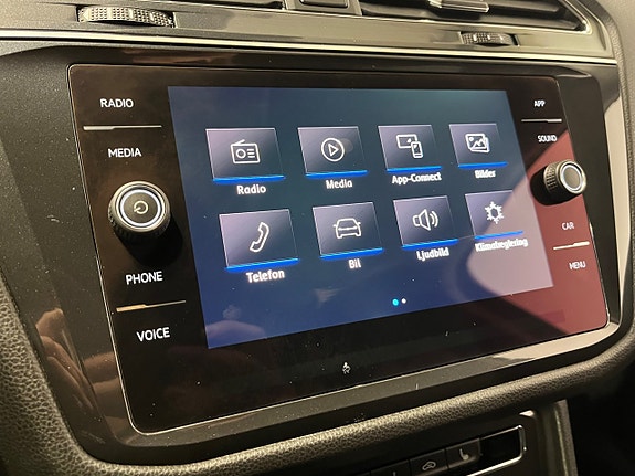 Volkswagen Tiguan Allspace 19 of 21