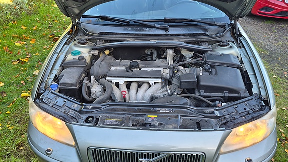 Volvo V70 5 of 14