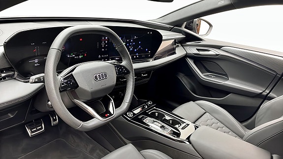 Audi A6 e-tron 6 of 11