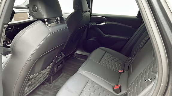 Audi A6 e-tron 10 of 11