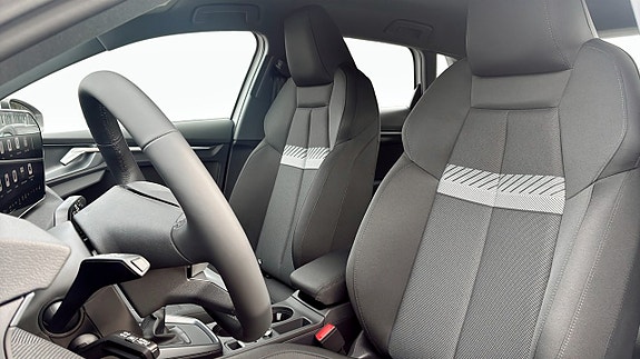 Audi A3 8 of 12
