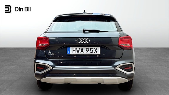 Audi Q2 4 of 11