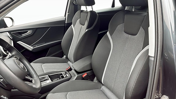 Audi Q2 7 of 11