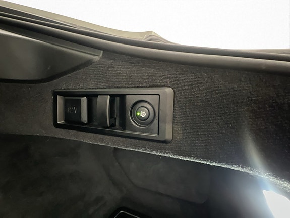 BMW i4 16 of 30
